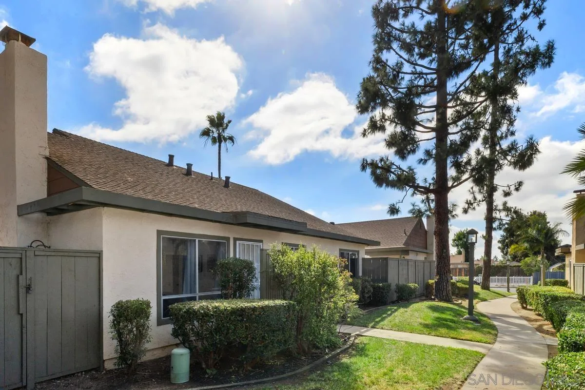 10569 Westonhill Drive