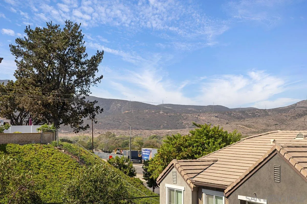 1800 Clare Lane