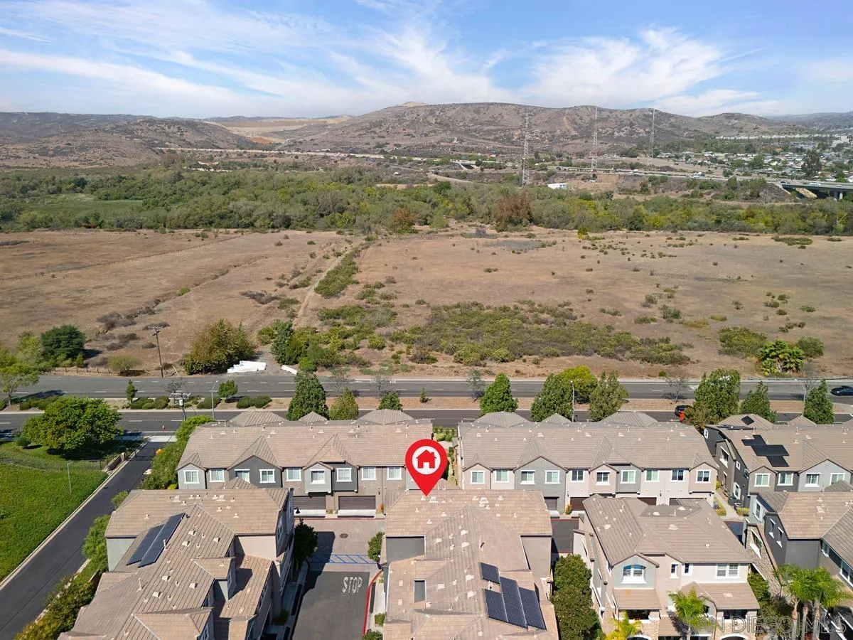 1800 Clare Lane