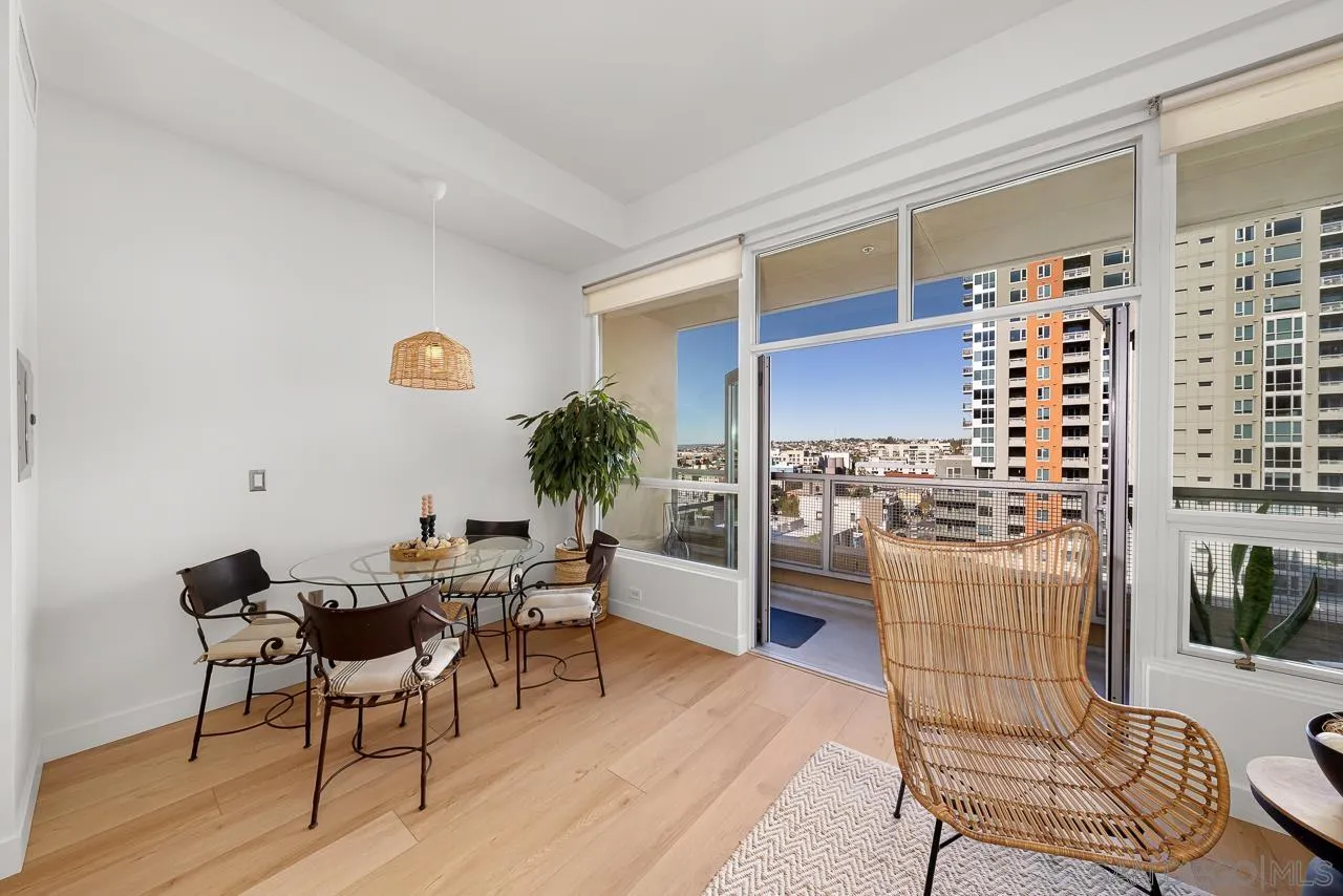 350 W Ash St Unit 903