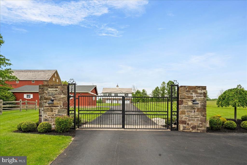 4285 Applebutter Rd