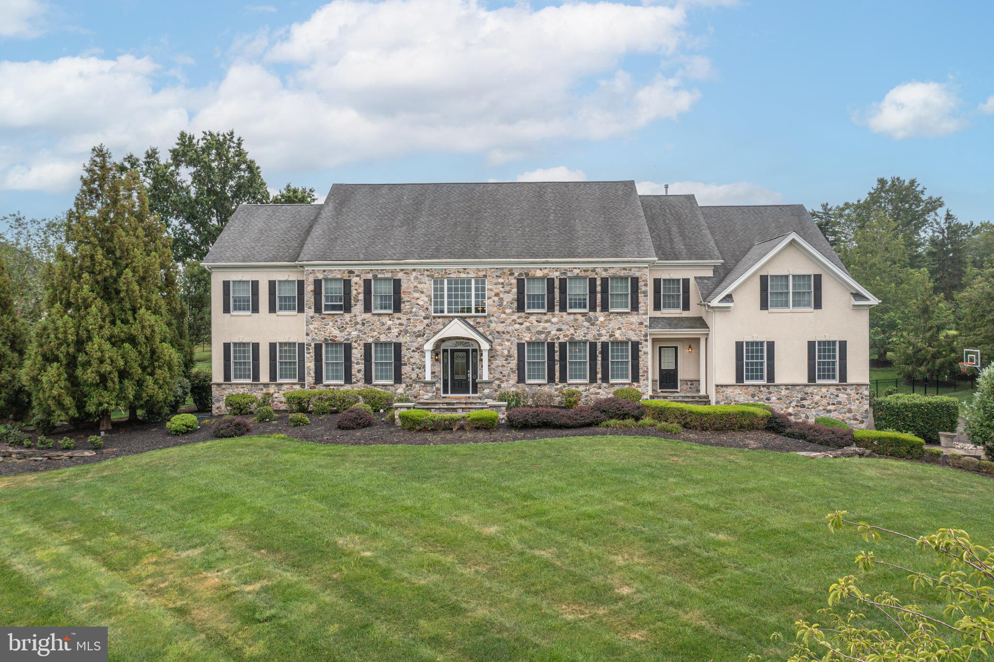 313 MATTHEWS LANE