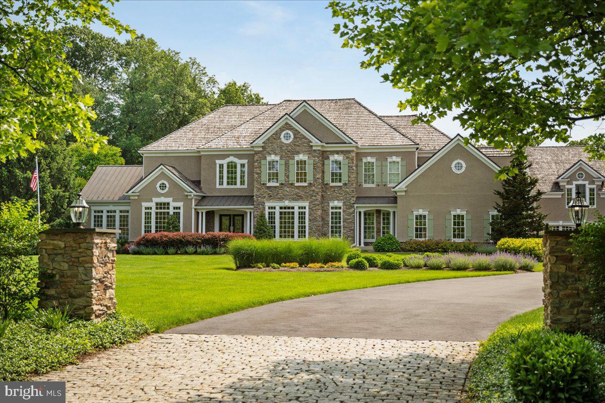 111 MEADOW VIEW DRIVE