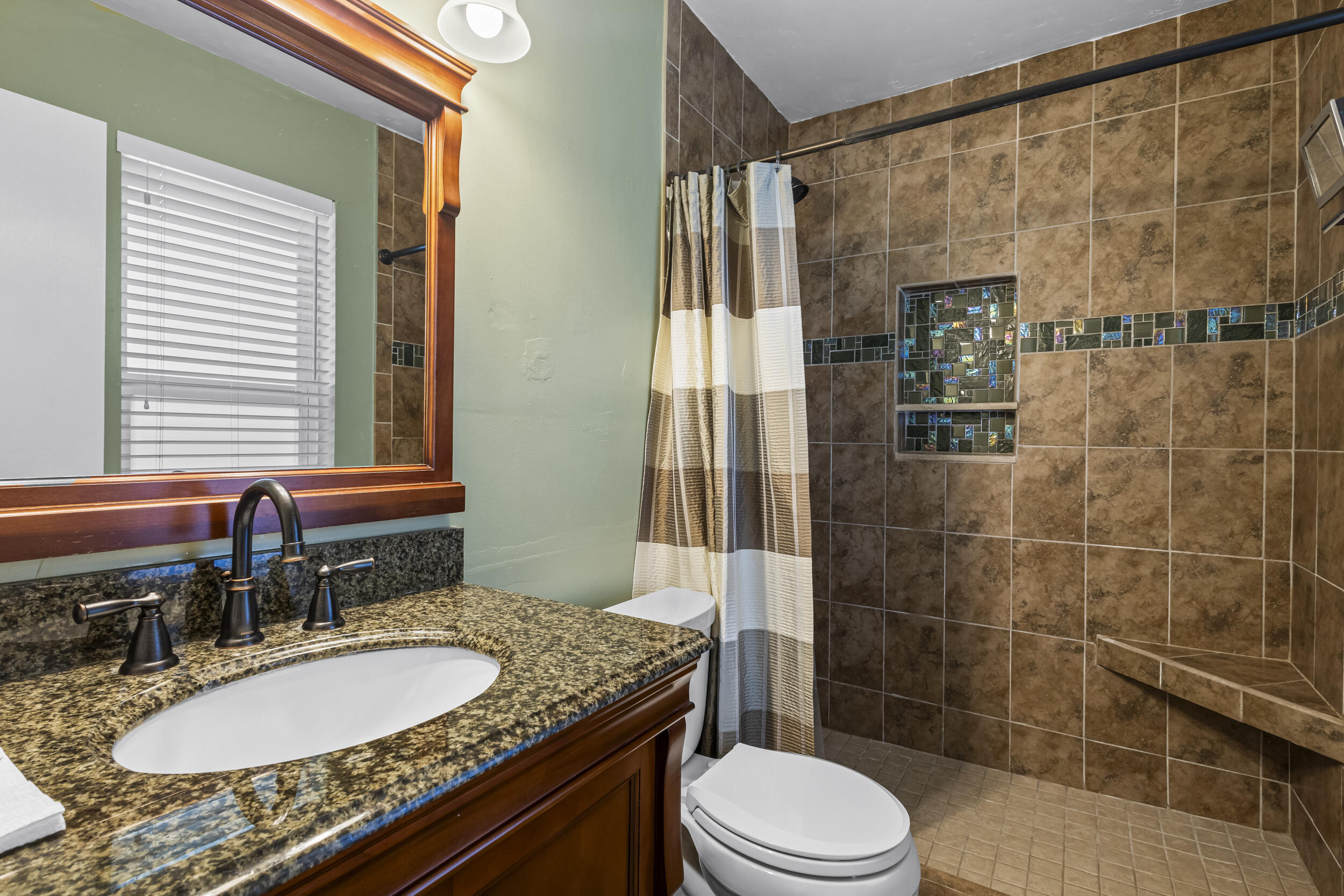 335 SW 34th Avenue