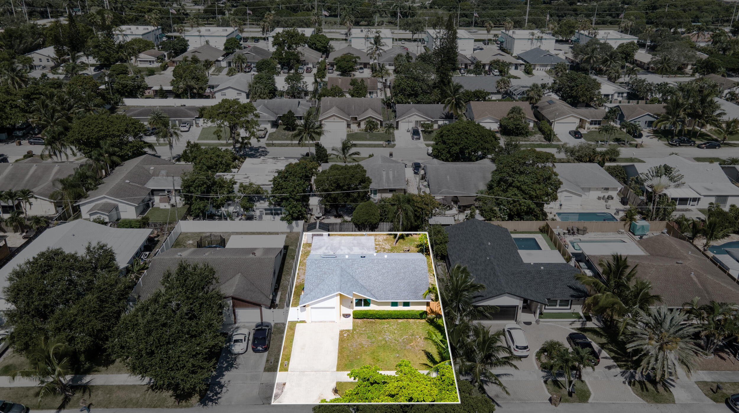 335 SW 34th Avenue