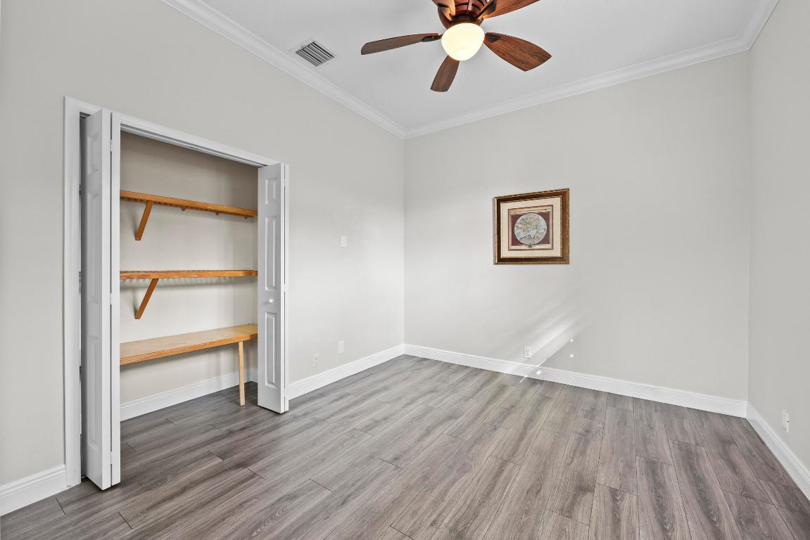 516 Commons Drive, Palm Beach Gardens