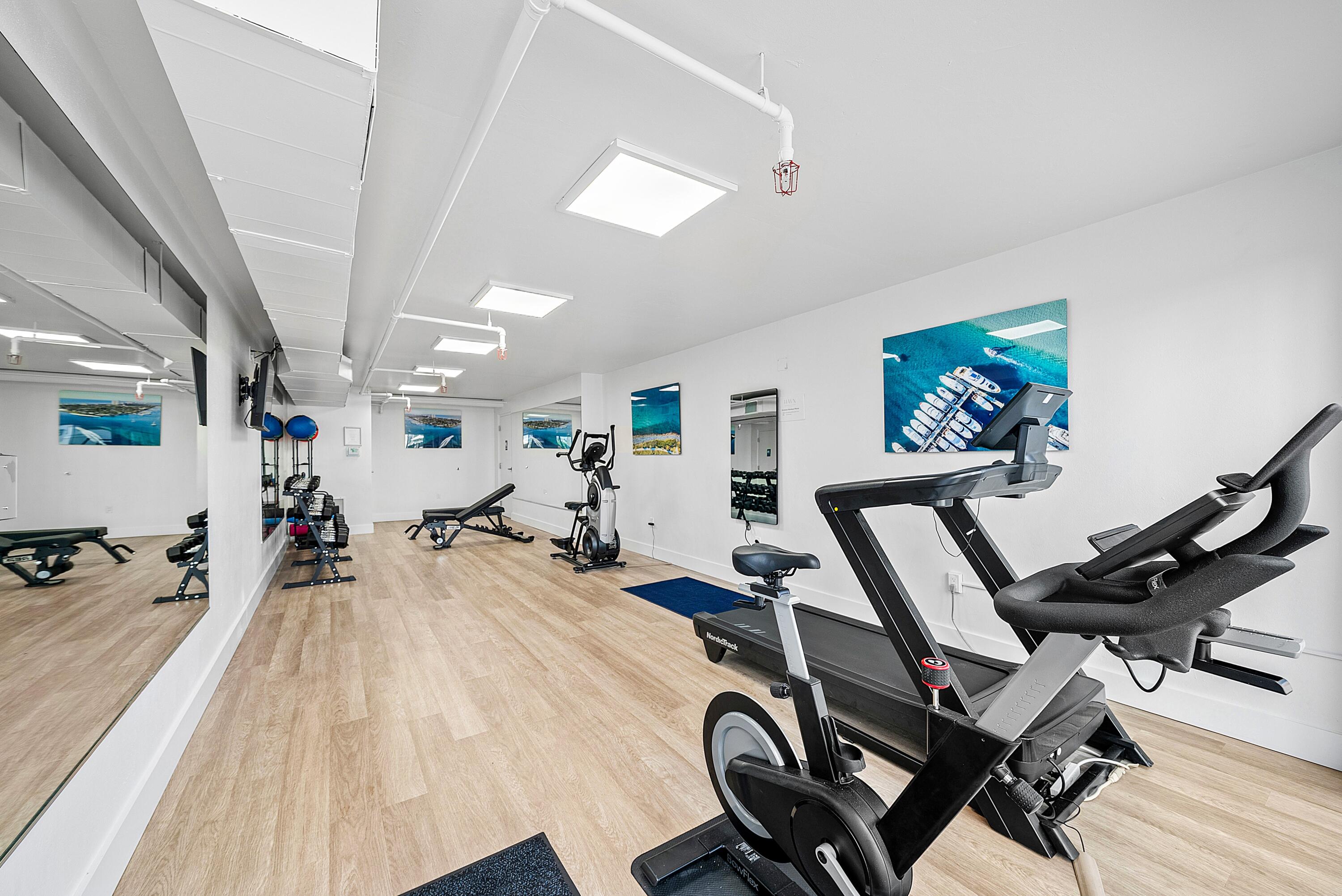 184 Lake Drive 2-104, Palm Beach Shores Unit: 2-104