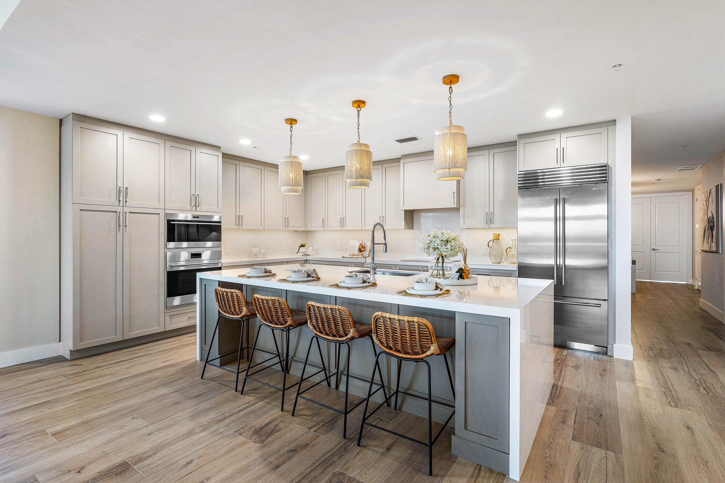 184 Lake Drive 2-104, Palm Beach Shores Unit: 2-104