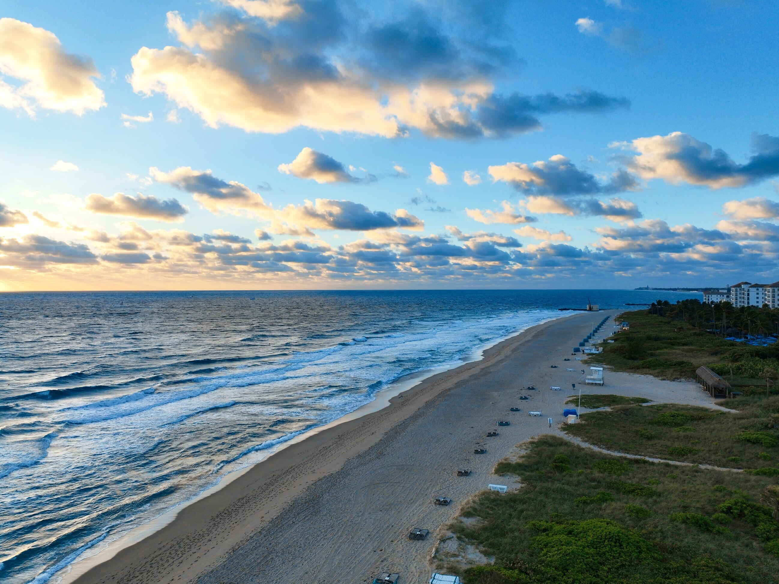 184 Lake Drive 2-104, Palm Beach Shores Unit: 2-104