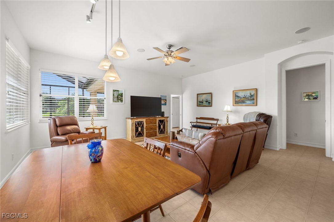 10961 Mahogany RUN