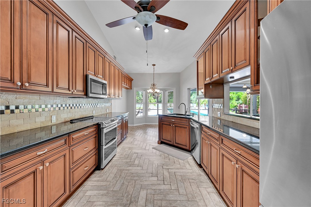6163 Briarwood TER