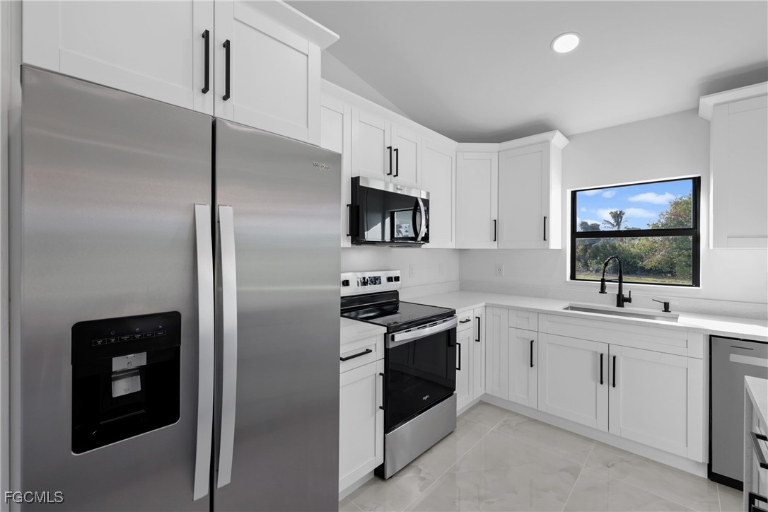 2612 NE 22nd AVE