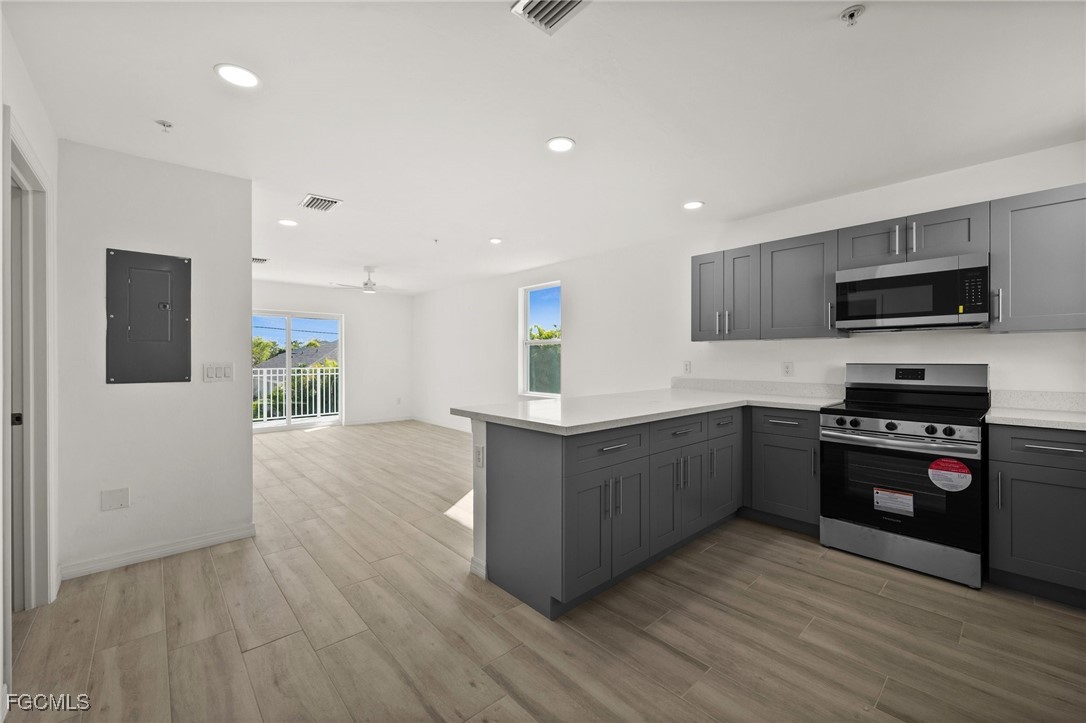 3815 Chiquita BLVD S 106