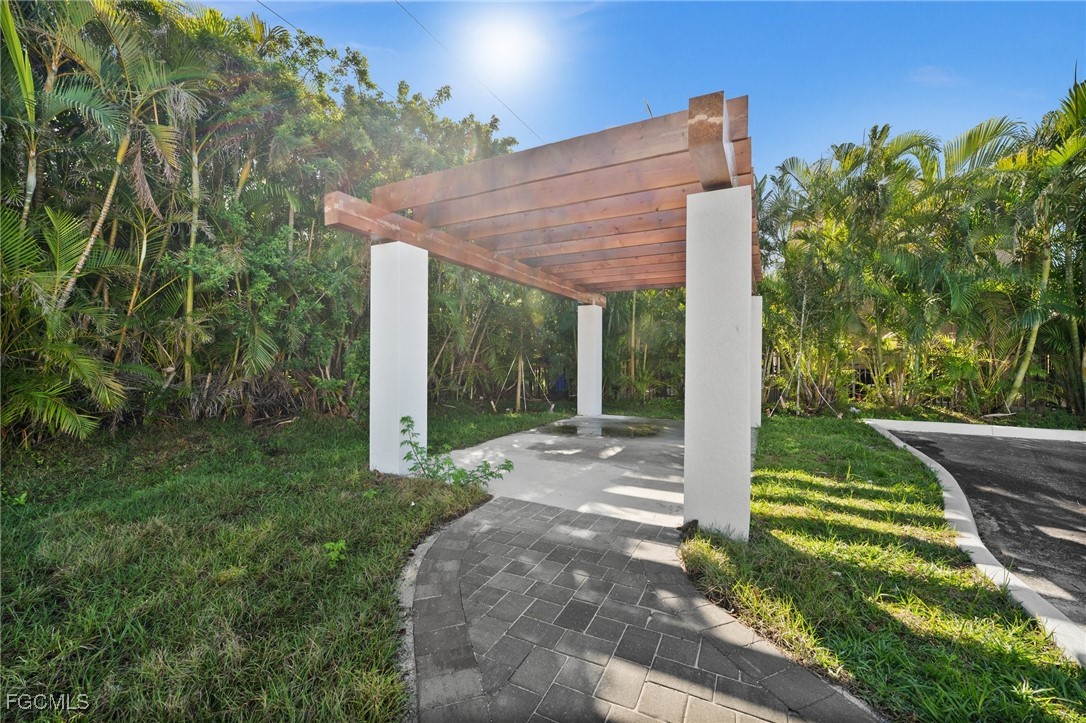 3815 Chiquita BLVD S 106