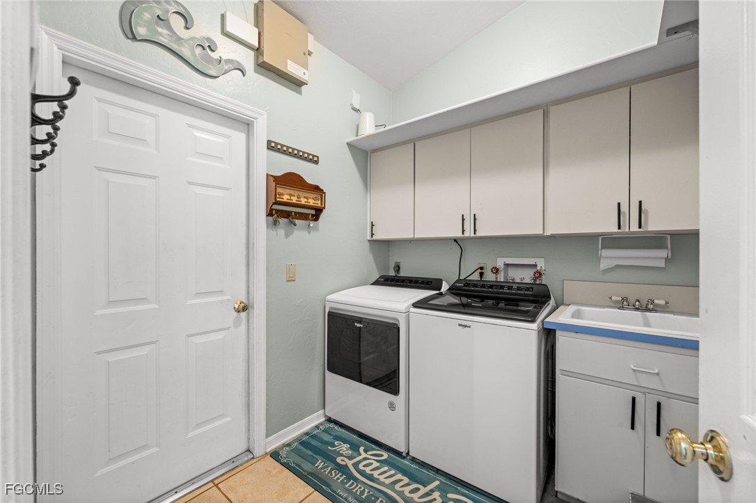1405 SE 23rd TER