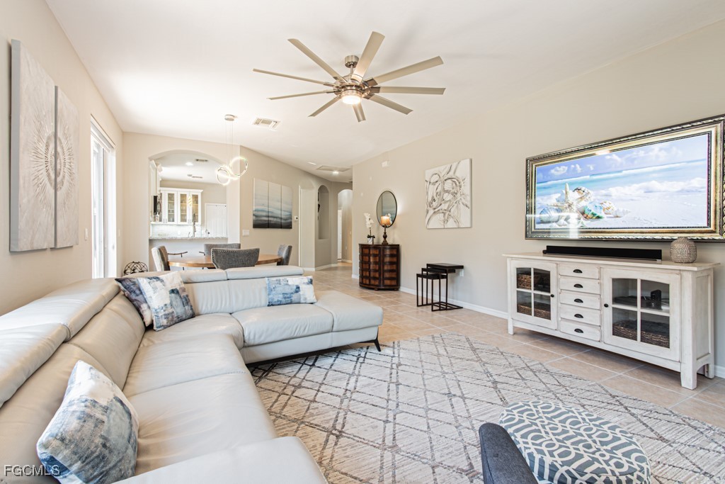 10553 Avila CIR