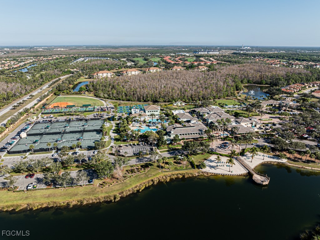 10553 Avila CIR