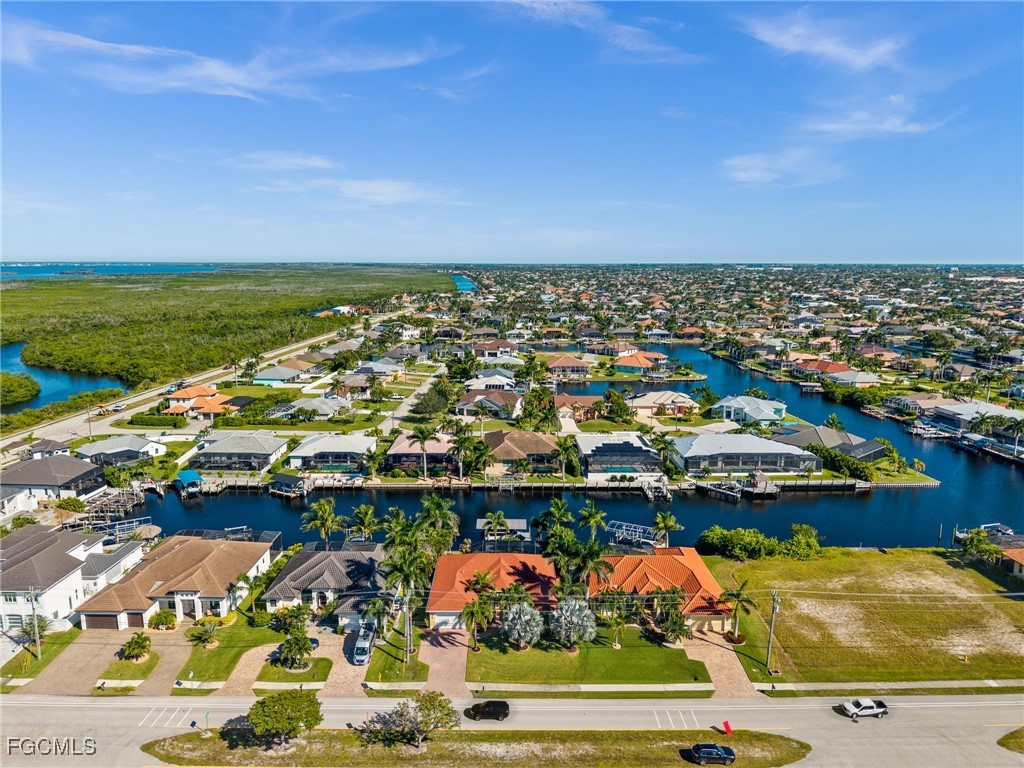 3009 Beach PKWY W