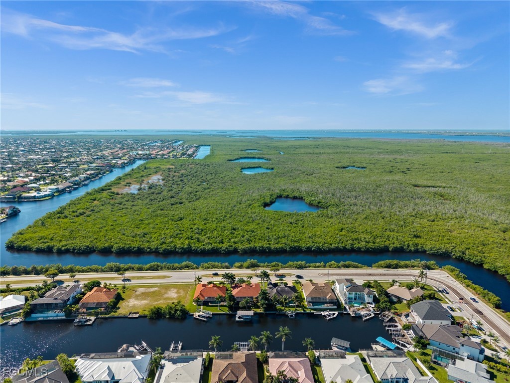 3009 Beach PKWY W