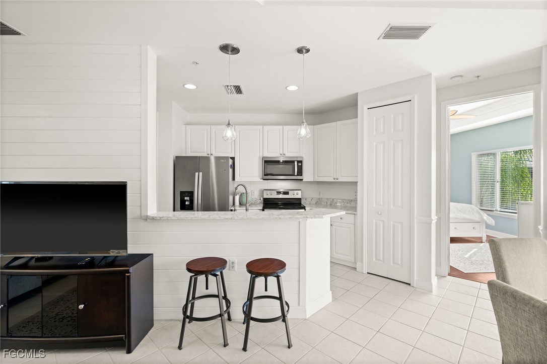 1340 Sweetwater CV 202