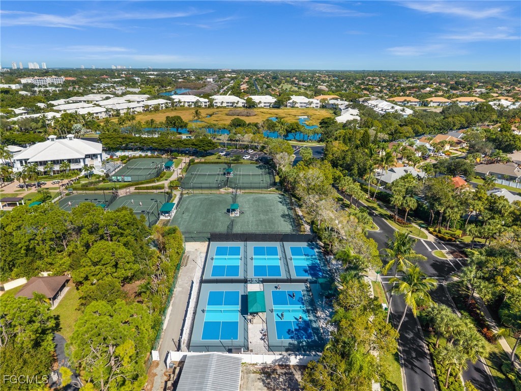 1340 Sweetwater CV 202