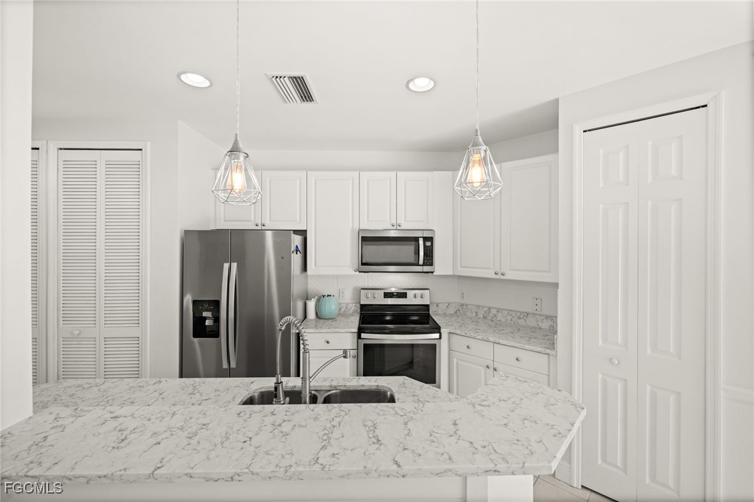 1340 Sweetwater CV 202