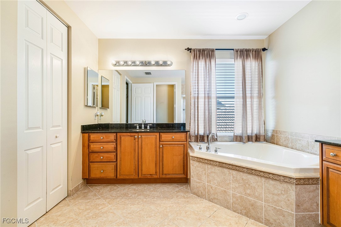 11196 Sand Pine CT