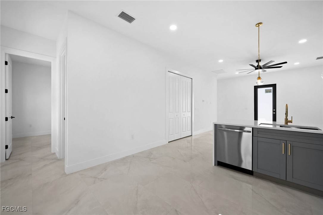 347 Rancho AVE