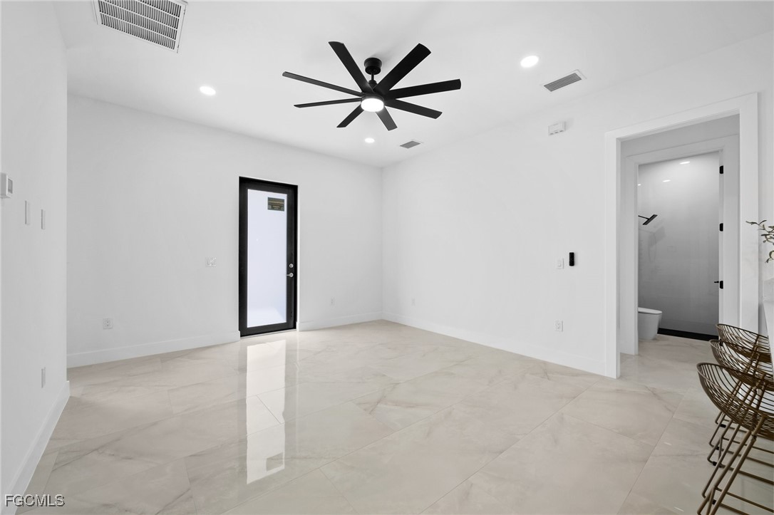 347 Rancho AVE