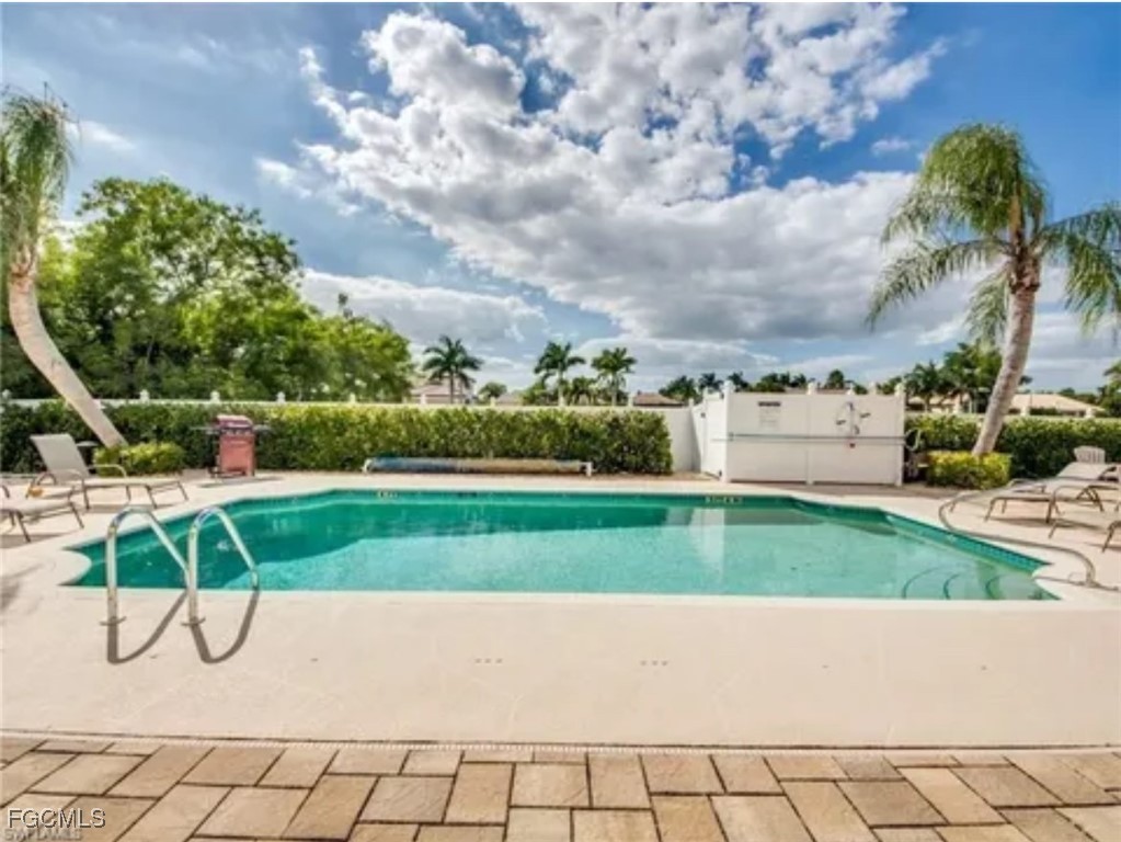 5420 Chiquita BLVD S B