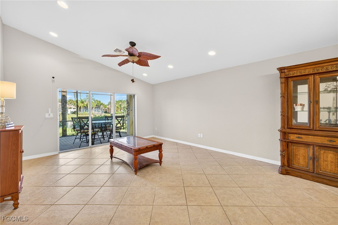 11081 Yellow Poplar DR