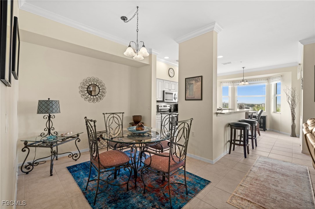 10370 Washingtonia Palm WAY 4345