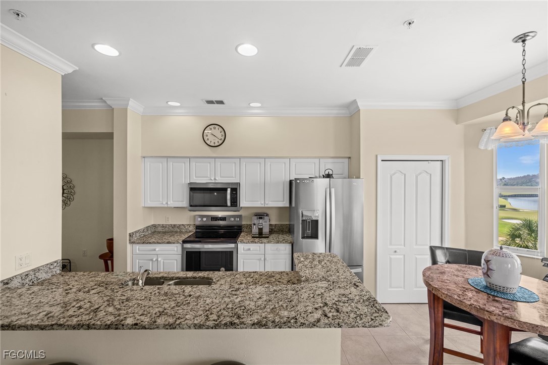 10370 Washingtonia Palm WAY 4345