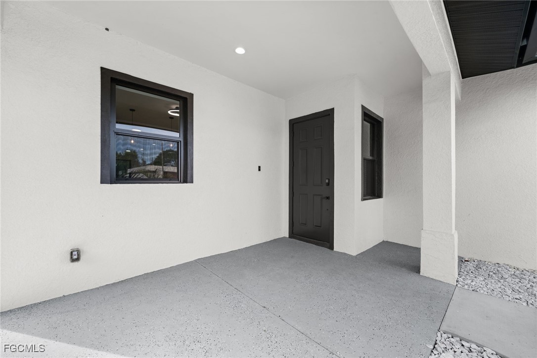 1916 Jefferson AVE