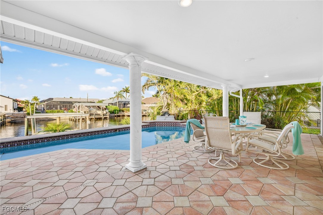 1221 SW 51st TER