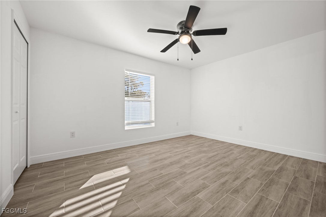 915-917 Graystone AVE