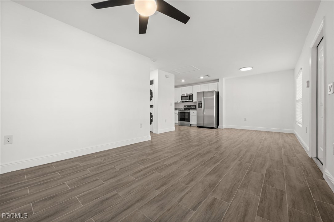 915-917 Graystone AVE