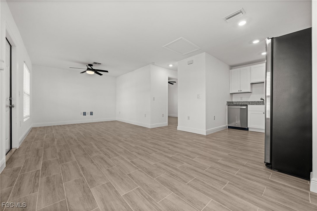 915-917 Graystone AVE