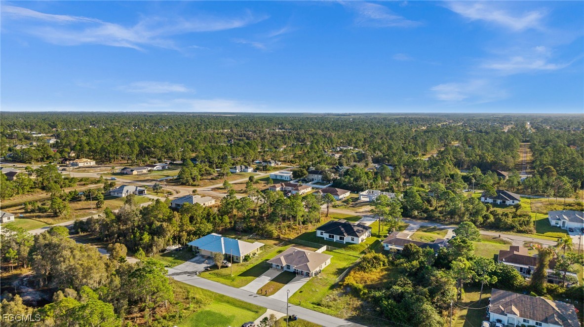 915-917 Graystone AVE