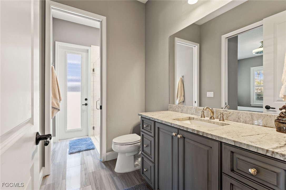 2152 Burlington AVE N