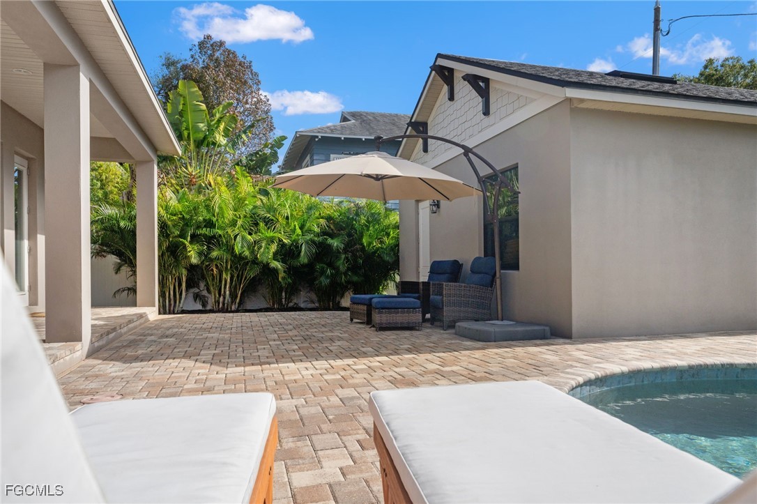 2152 Burlington AVE N