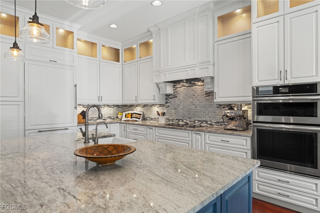 2152 Burlington AVE N