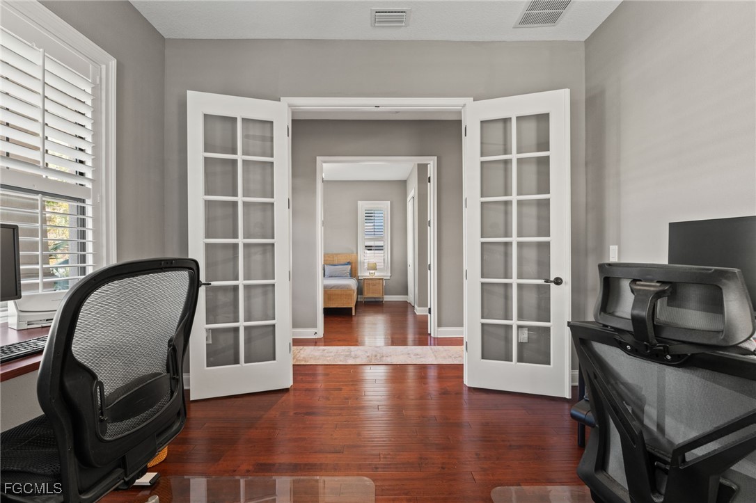 2152 Burlington AVE N