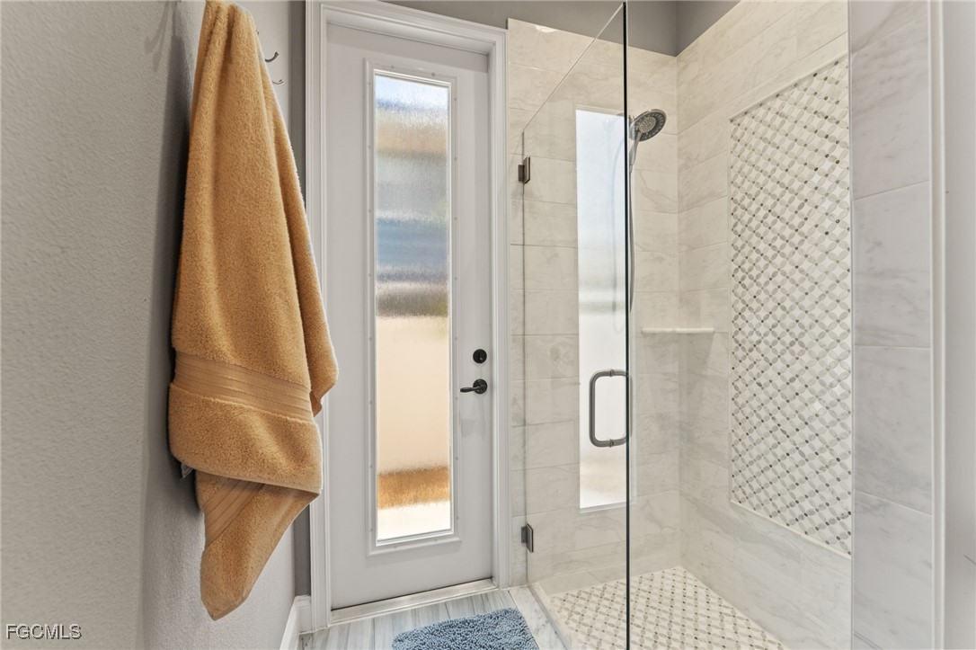 2152 Burlington AVE N