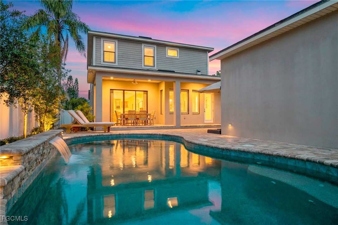 2152 Burlington AVE N