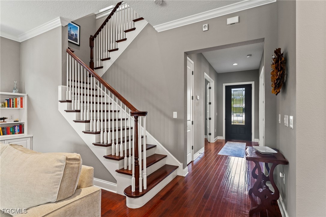 2152 Burlington AVE N