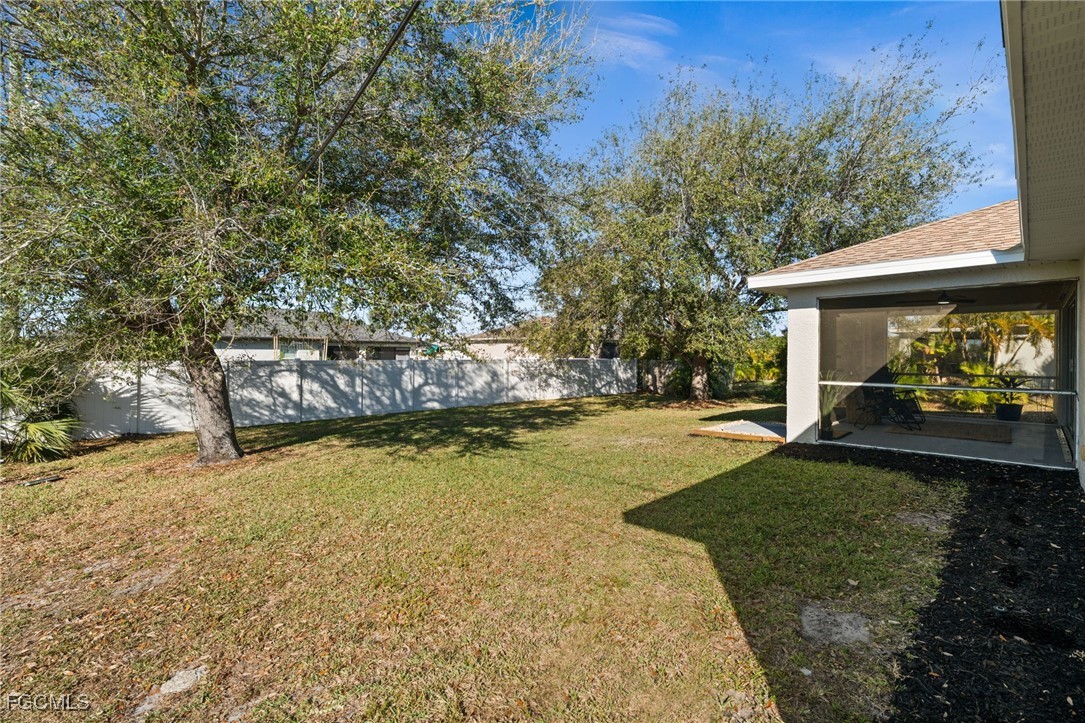 844 NE 6th PL