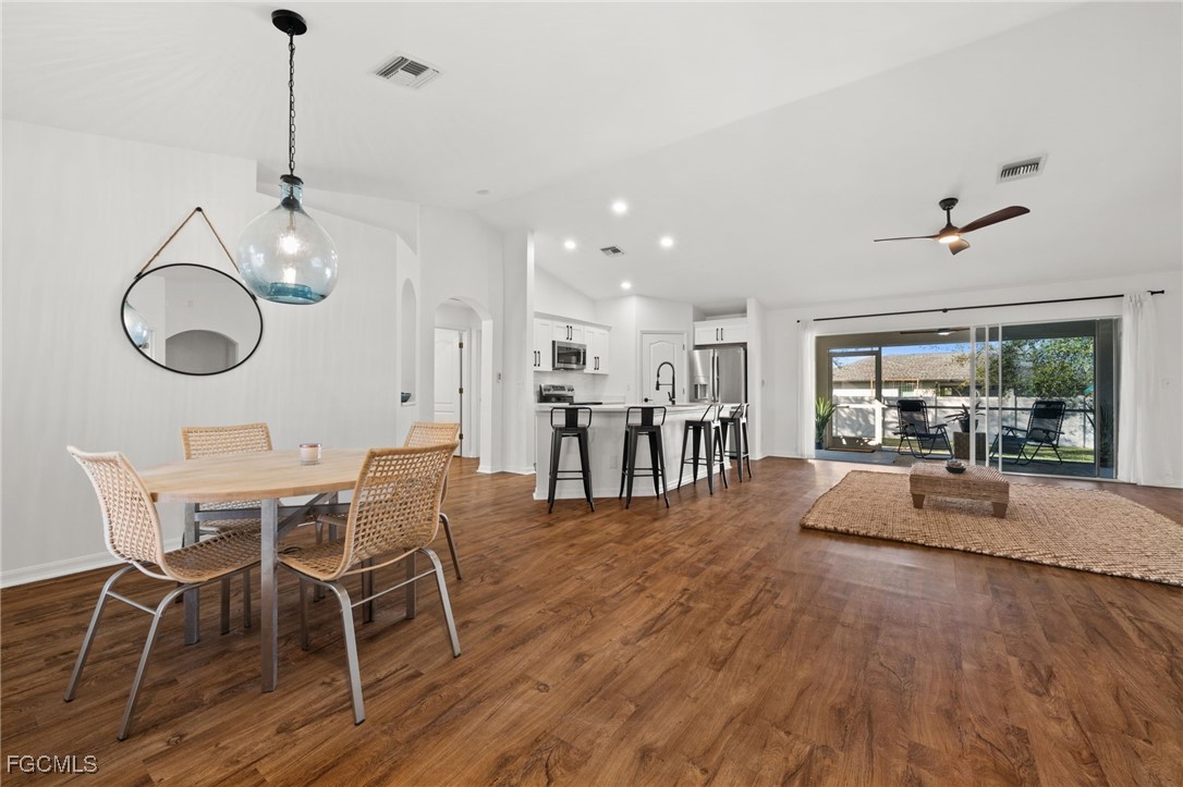 844 NE 6th PL