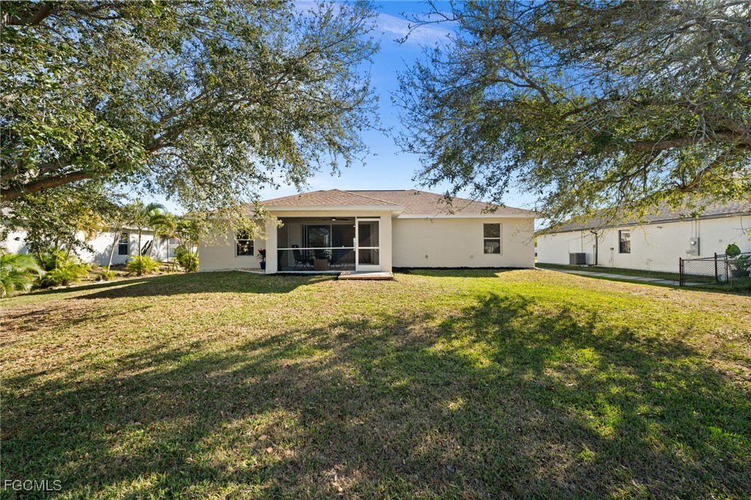 844 NE 6th PL
