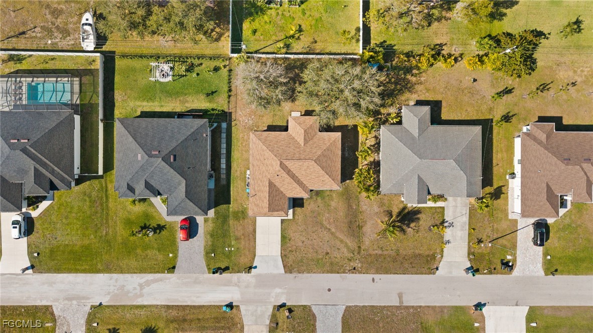844 NE 6th PL